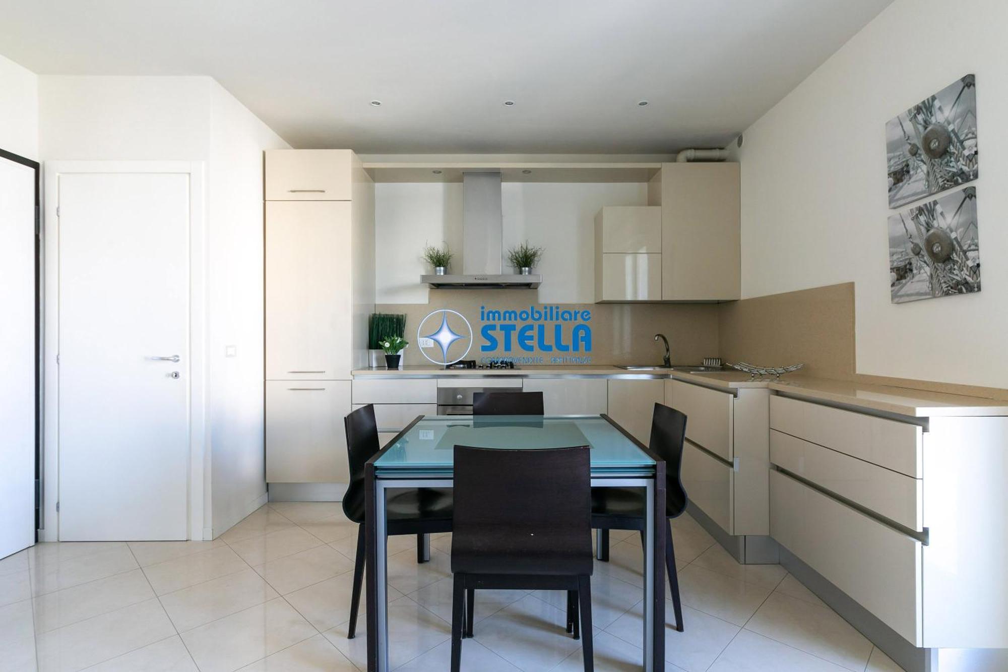 Condominio Stella ลิโดดิเยโซโล ภายนอก รูปภาพ